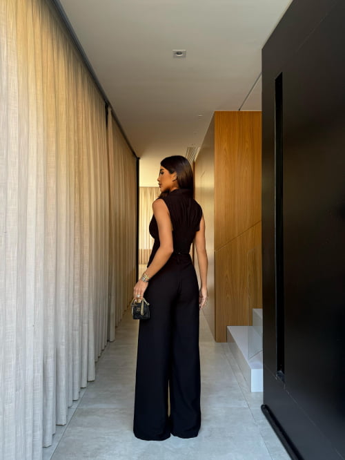 CONJUNTO ALFAIATARIA MARANT COM BLAZER CROPPED PRETO