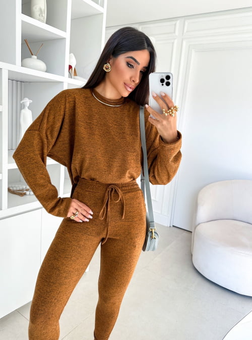 CONJUNTO INVERNO COM MANGAS LÃZINHA CARAMELO