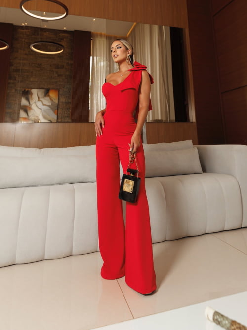 MACACÃO CREPE DE MALHA COM LAÇO VERMELHO