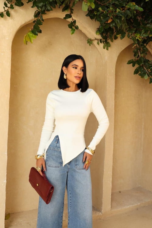 BLUSA ASSIMÉTRICA CANELADA OFF WHITE