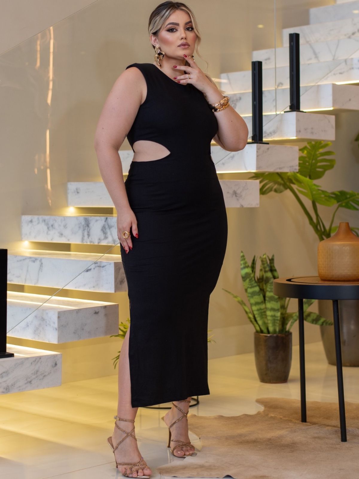 VESTIDO ALGODÃO MIDI COM OMBREIRA PRETO